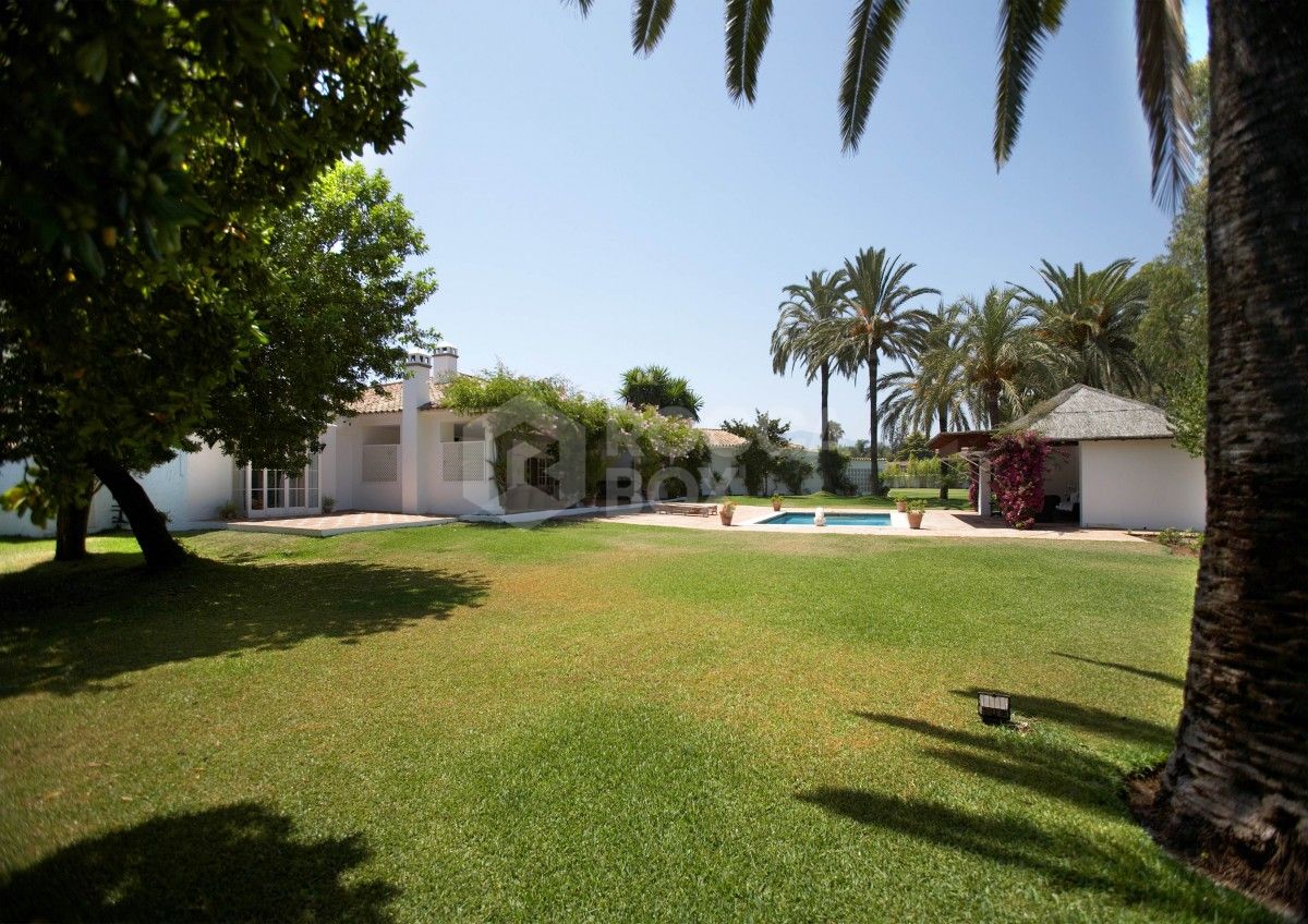 Front line Golf Villa San Pedro
