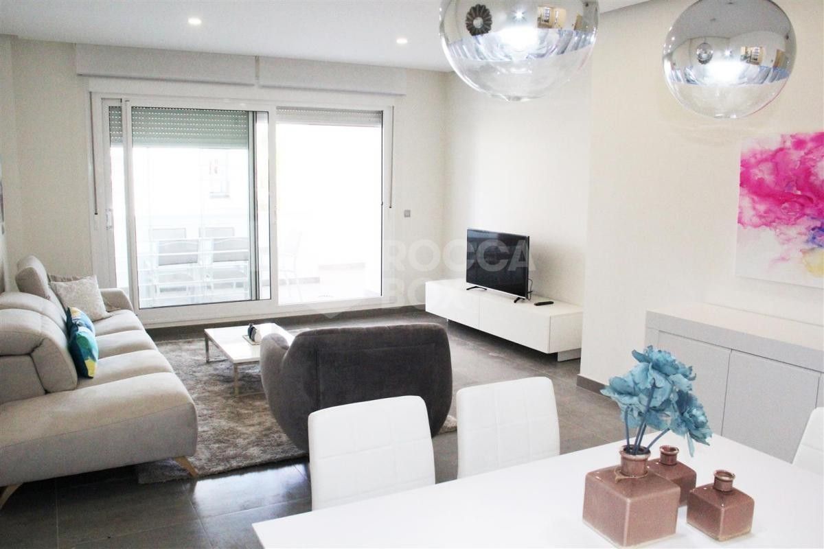Brand new three bedroom apartment for sale in Nueva Andalucia.