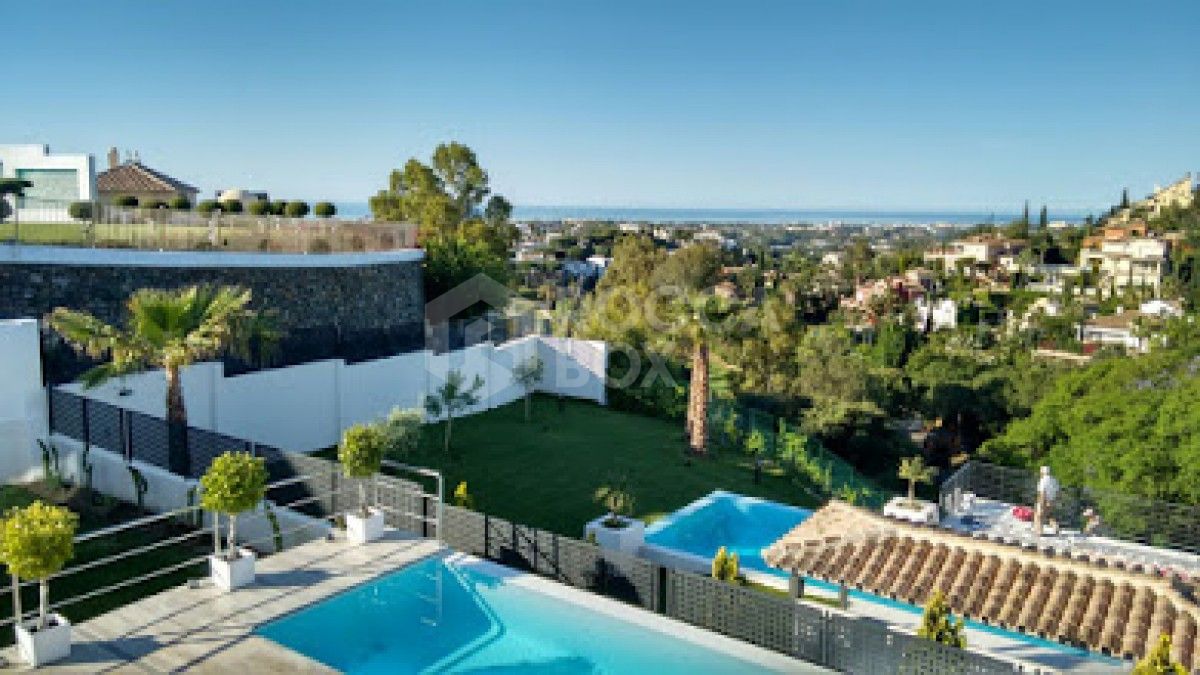 Contemporary Villa In La Quinta marbella for sale