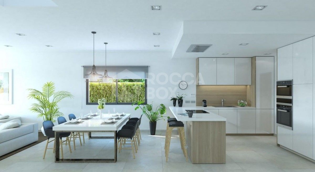 Luxury Town House with Private Pool and Garden in Estepona, Malaga