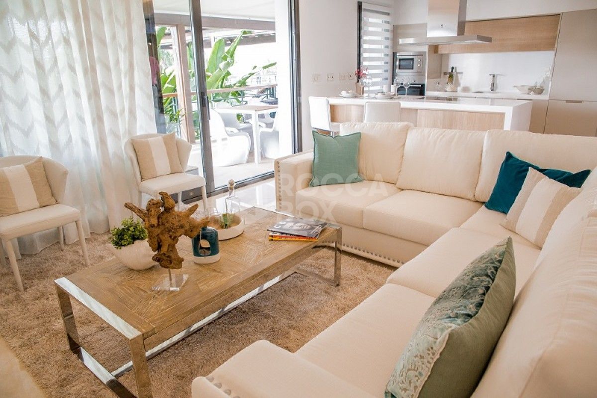 New built modern 3 bedroom ground floor apartment with large terrace in Benahavis