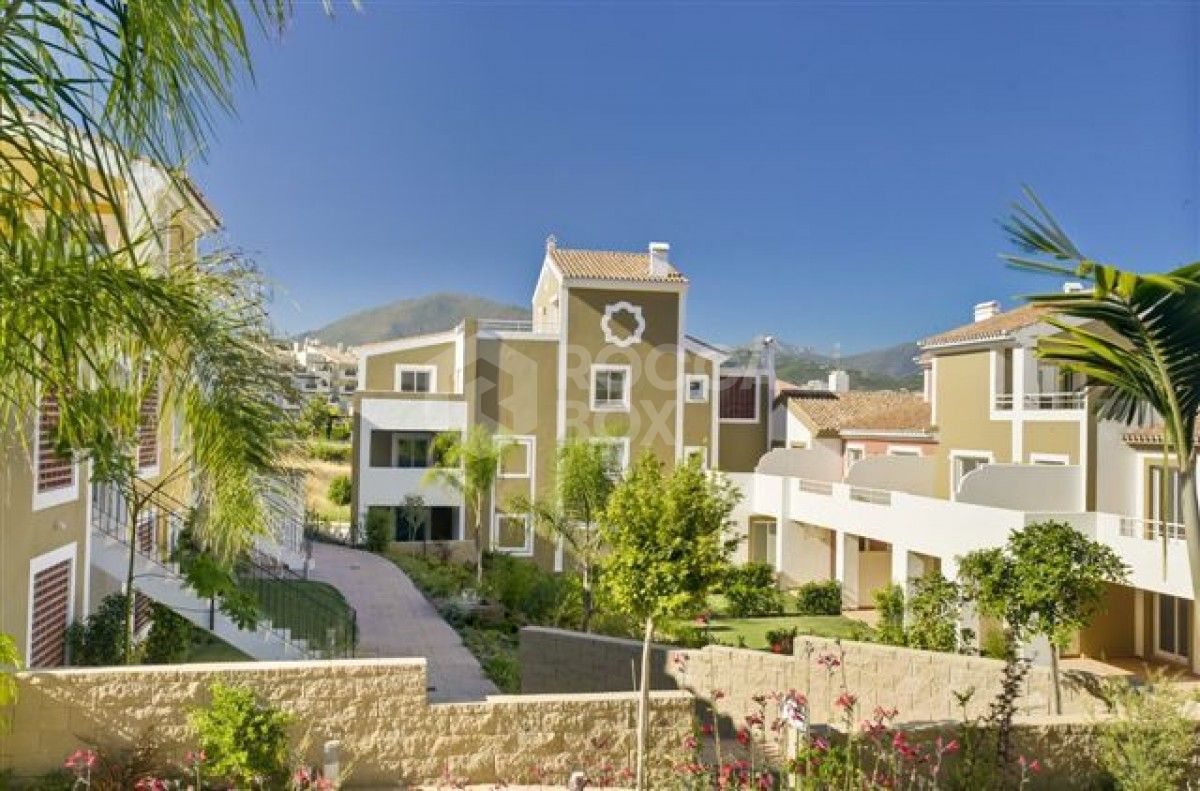 Apartment for sale in Estepona