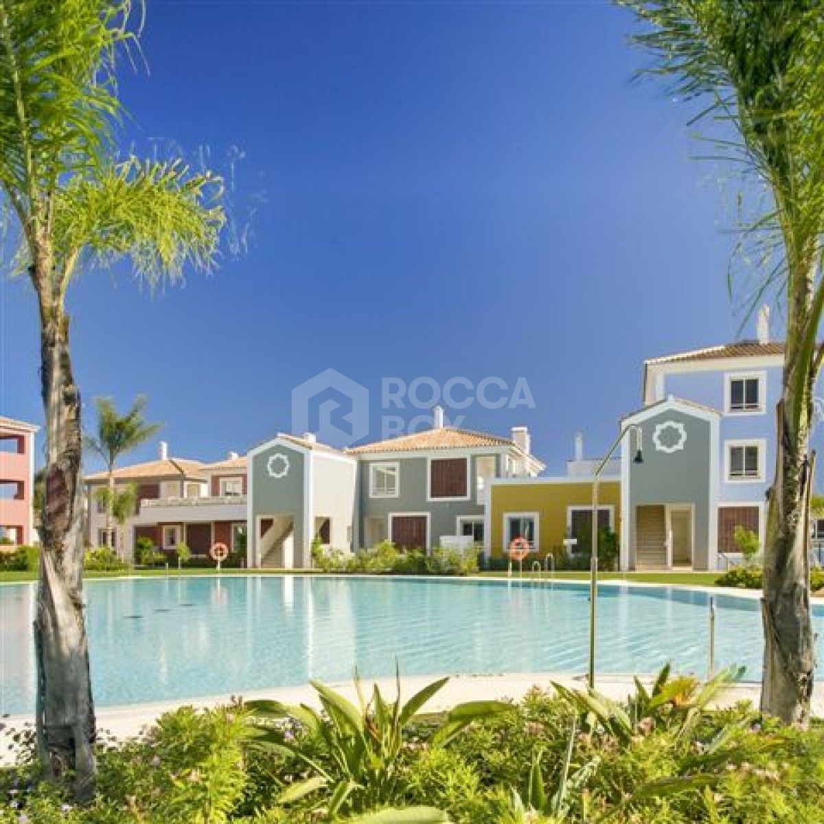 Apartment for sale in Estepona