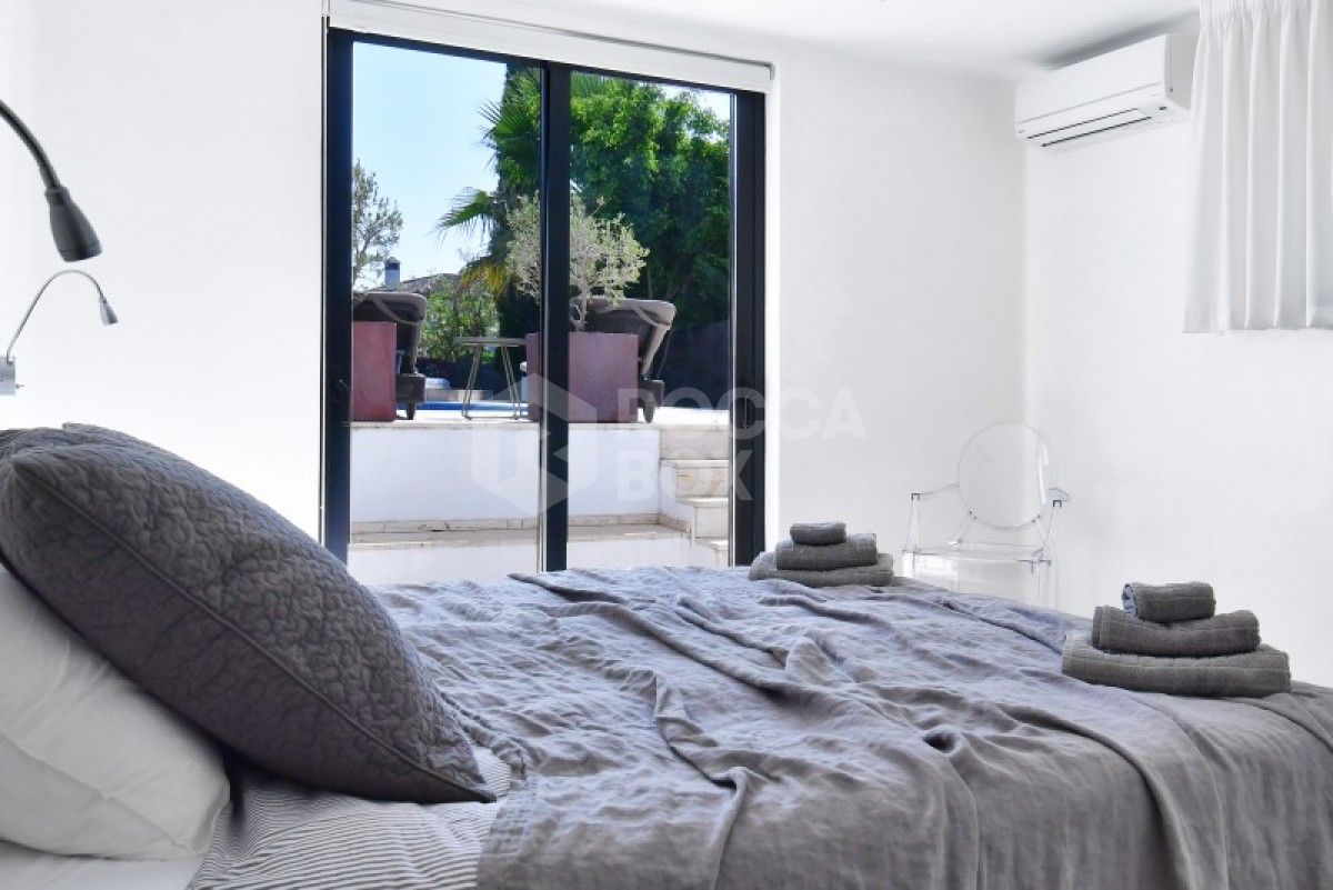Wonderful 4 bed villa for sale in las brisas nueva Andalucia