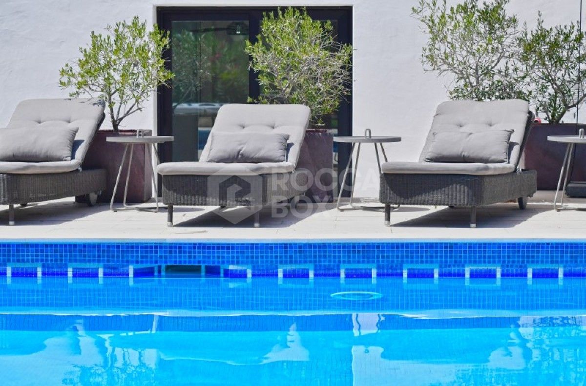 Wonderful 4 bed villa for sale in las brisas nueva Andalucia