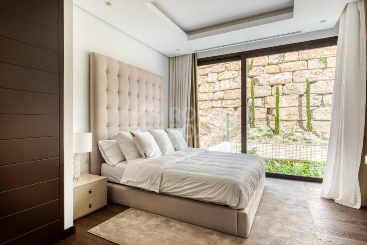 New modern villa in Benahavis to Sale
