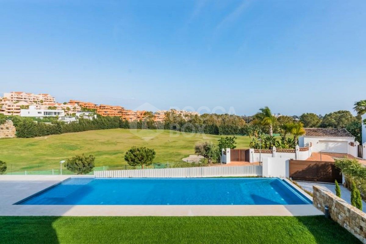 New modern villa in Benahavis to Sale
