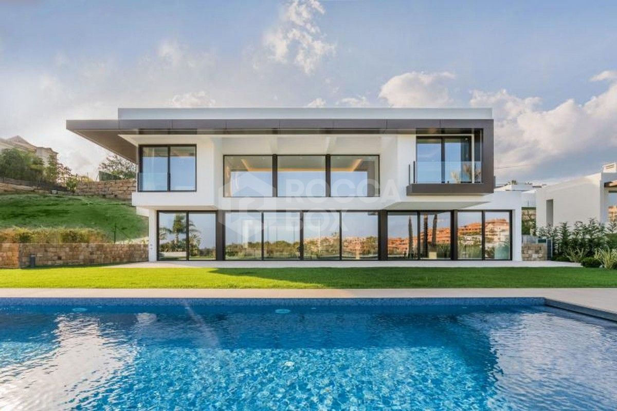 New modern villa in Benahavis to Sale
