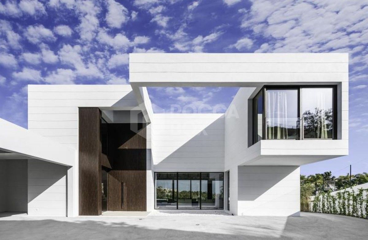 New modern villa in Benahavis to Sale