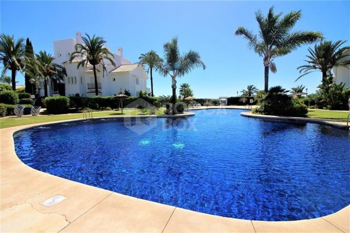 Stunning 3 bedroom penthouse for sale in Los Monteros in Marbella