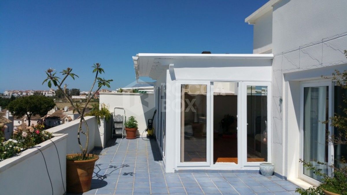 3 Bed Penthouse for sale in Puerto Banus/Nueva Andalucia