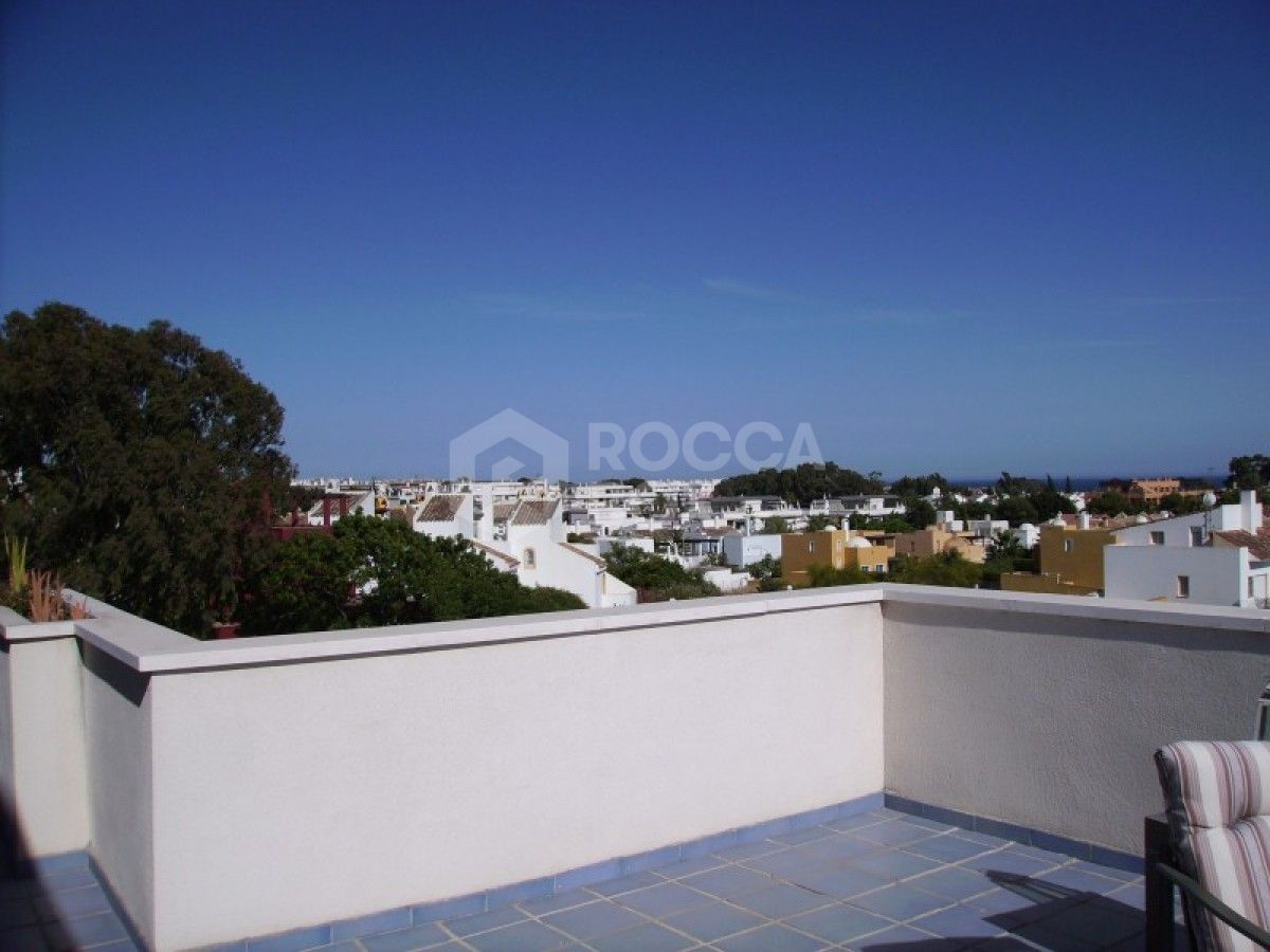 3 Bed Penthouse for sale in Puerto Banus/Nueva Andalucia