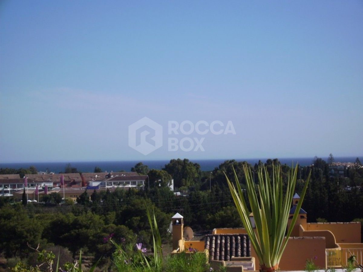 3 Bed Penthouse for sale in Puerto Banus/Nueva Andalucia