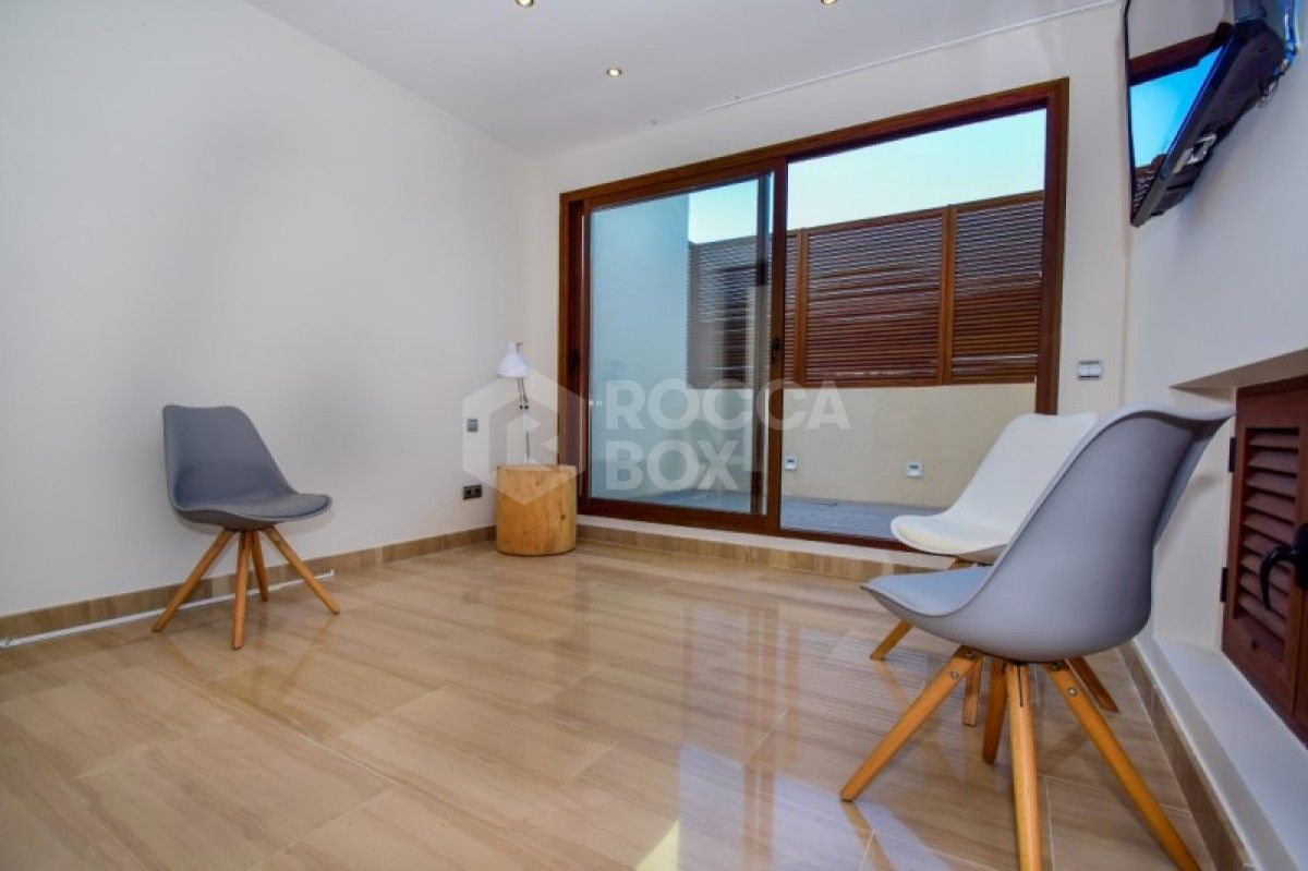 Spectacular 3 bed Penthouse for sale in Bahia Plata in Estepona