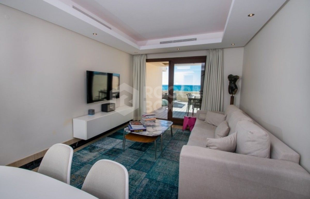 Spectacular 3 bed Penthouse for sale in Bahia Plata in Estepona