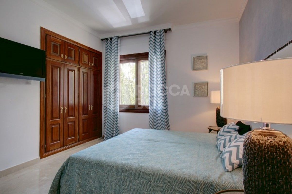 Beautiful 4 bed villa for sale in La Quinta in Benahavis