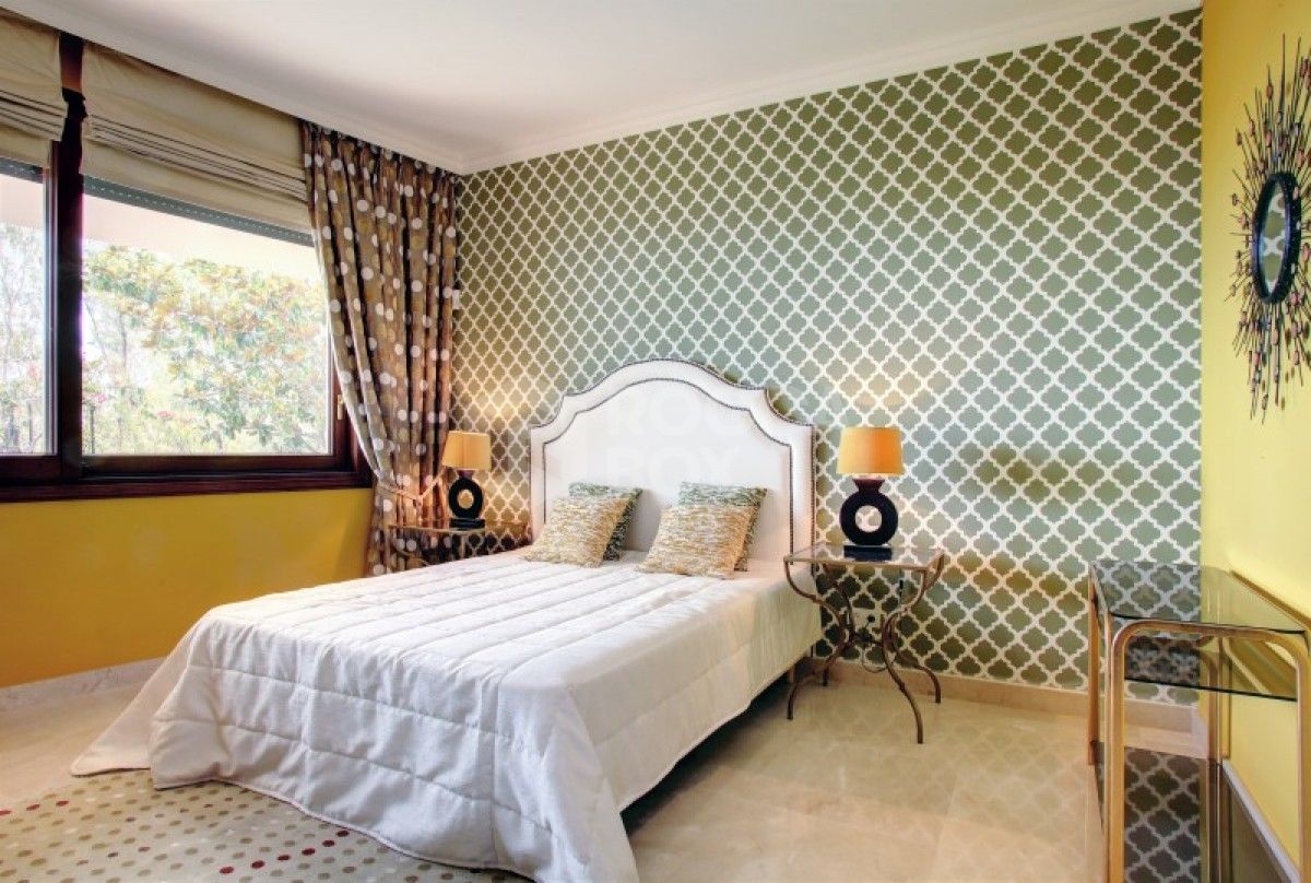 Beautiful 4 bed villa for sale in La Quinta in Benahavis