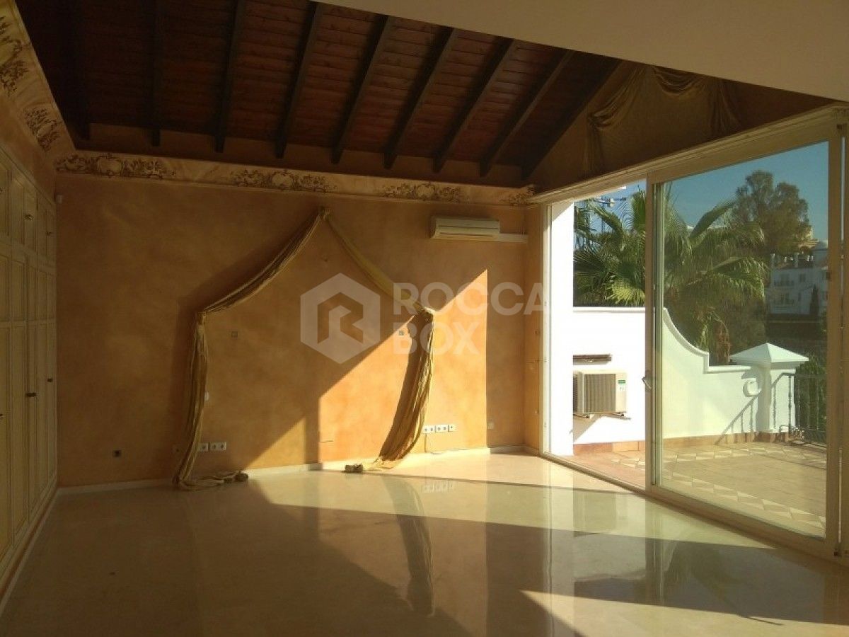 6 bedroom villa Front line Golf, La Quinta