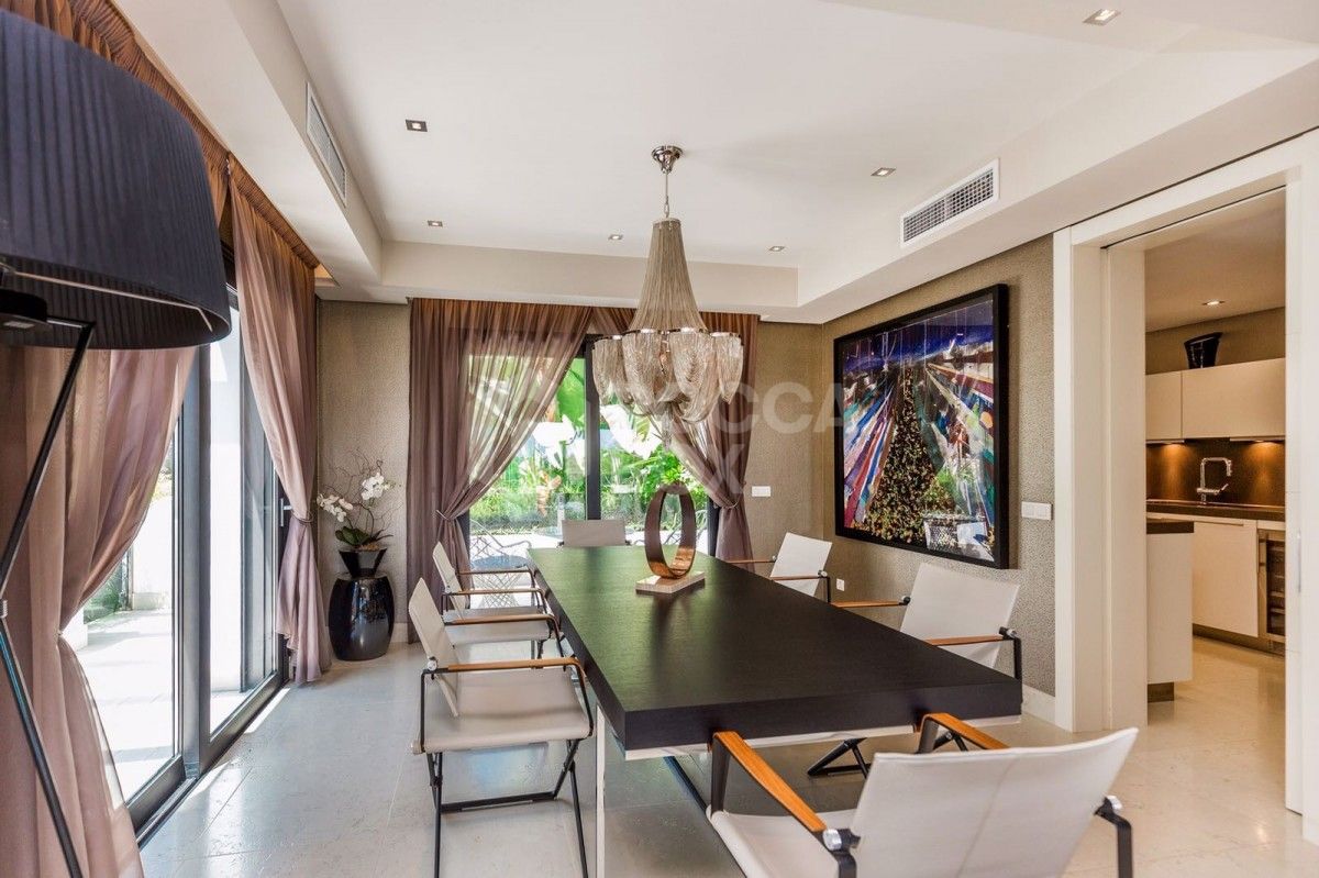 Luxury Villa for sale in Las Lomas de Magna Marbella