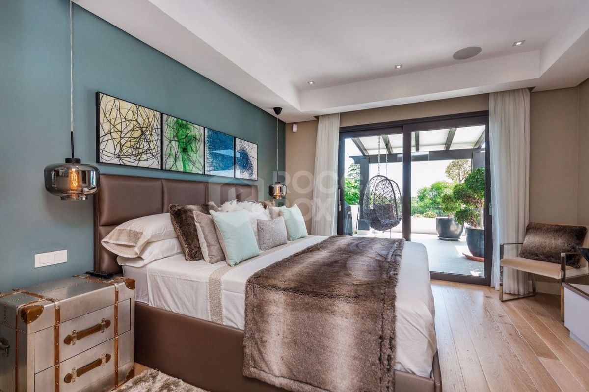 Luxury Villa for sale in Las Lomas de Magna Marbella