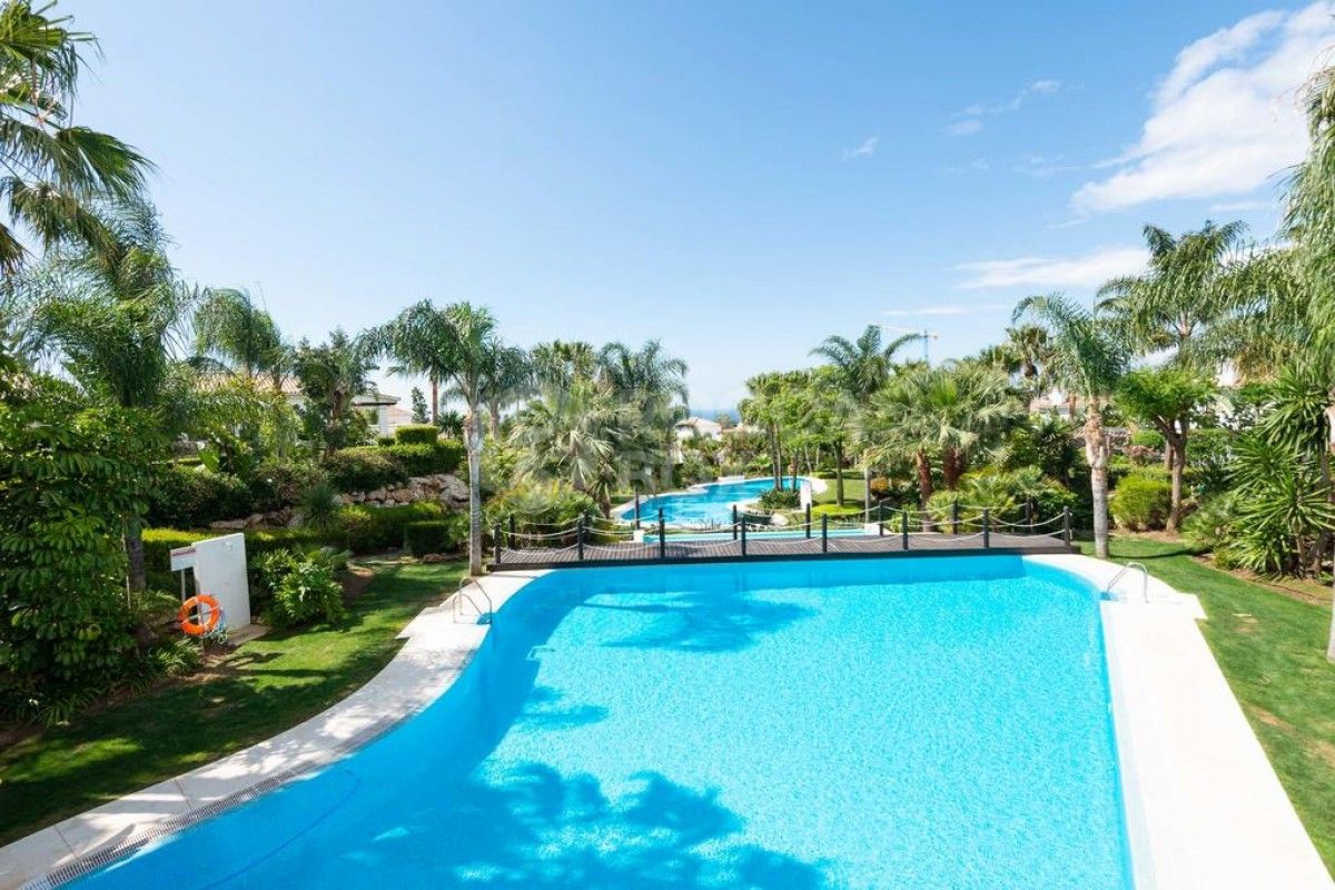 Luxury Villa for sale in Las Lomas de Magna Marbella