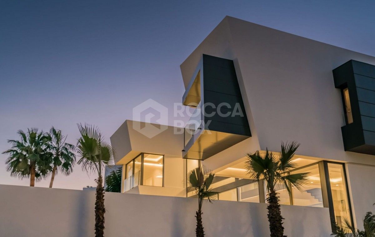 New incredible contemporary villa in Benahavis for sale
