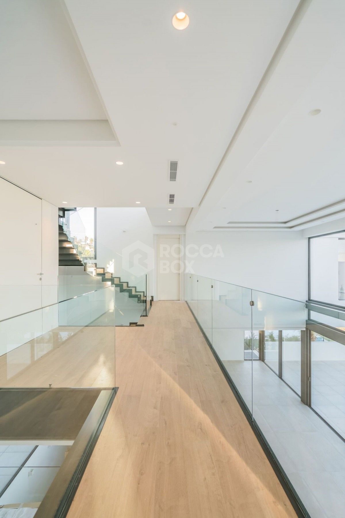 New incredible contemporary villa in Benahavis for sale