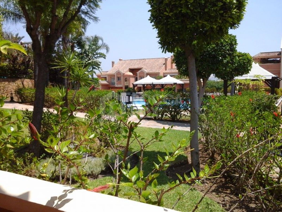 4 bedroom garden duplex apartment for sale nueva andalucia marbella