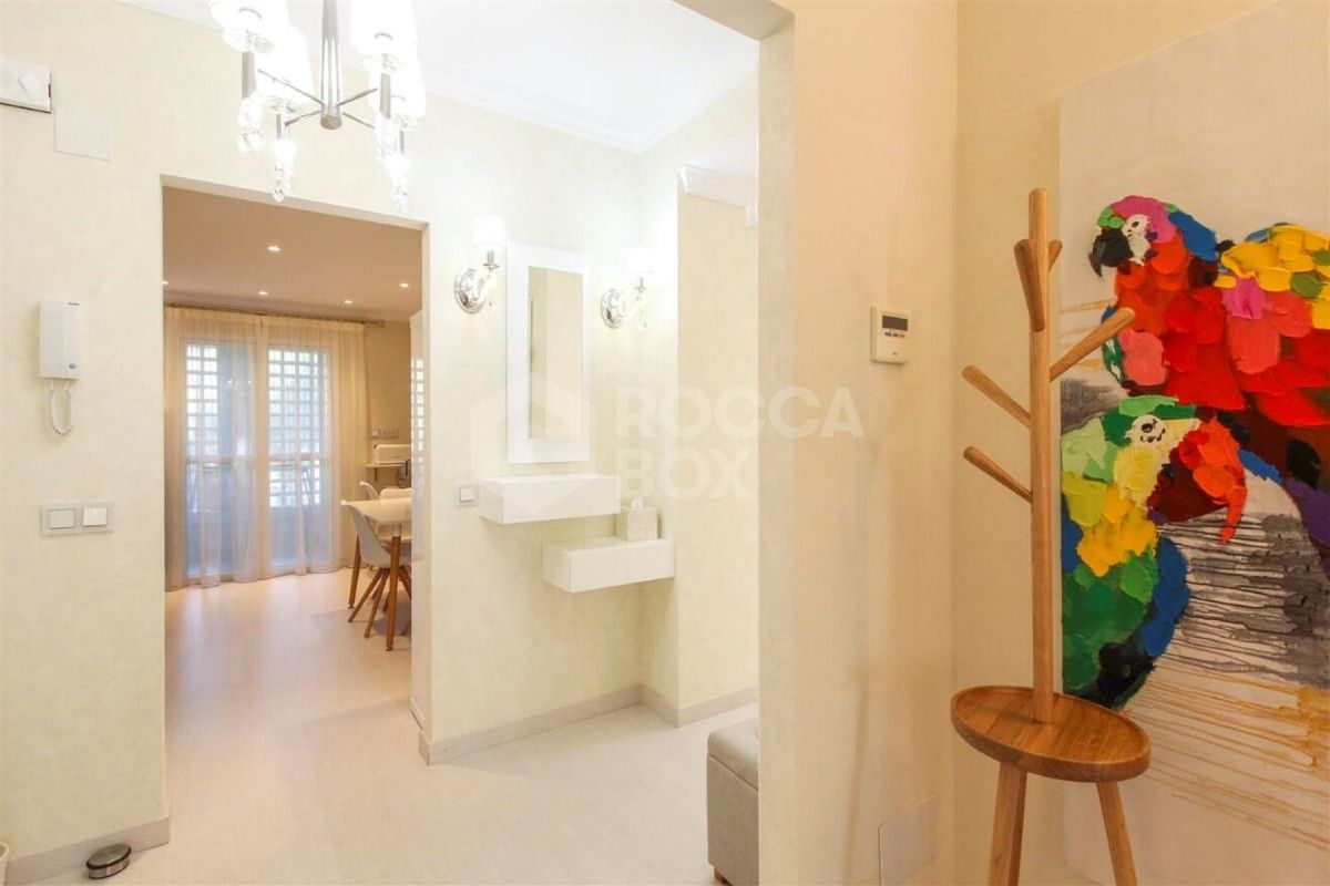 Spacious Apartment in Guadalmina Baja to sale