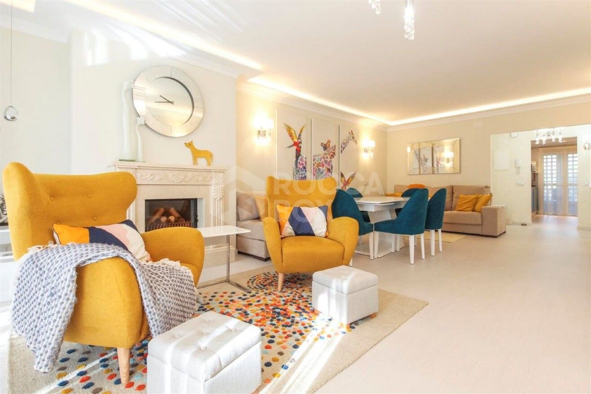 Spacious Apartment in Guadalmina Baja to sale