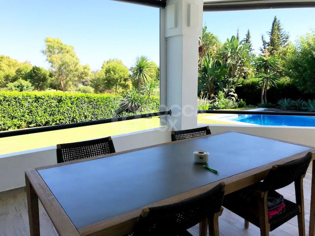 Beautiful Contemporary Villa for Sale in El Paraiso, Benahavis