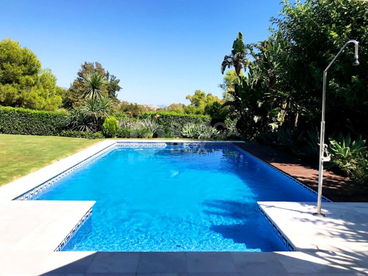 Beautiful Contemporary Villa for Sale in El Paraiso, Benahavis