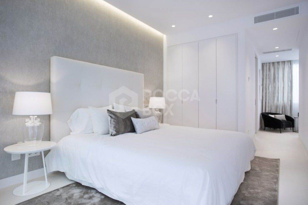 Beautiful 4 and 6 bed villas for sale in Guadalmina Baja in Marbella