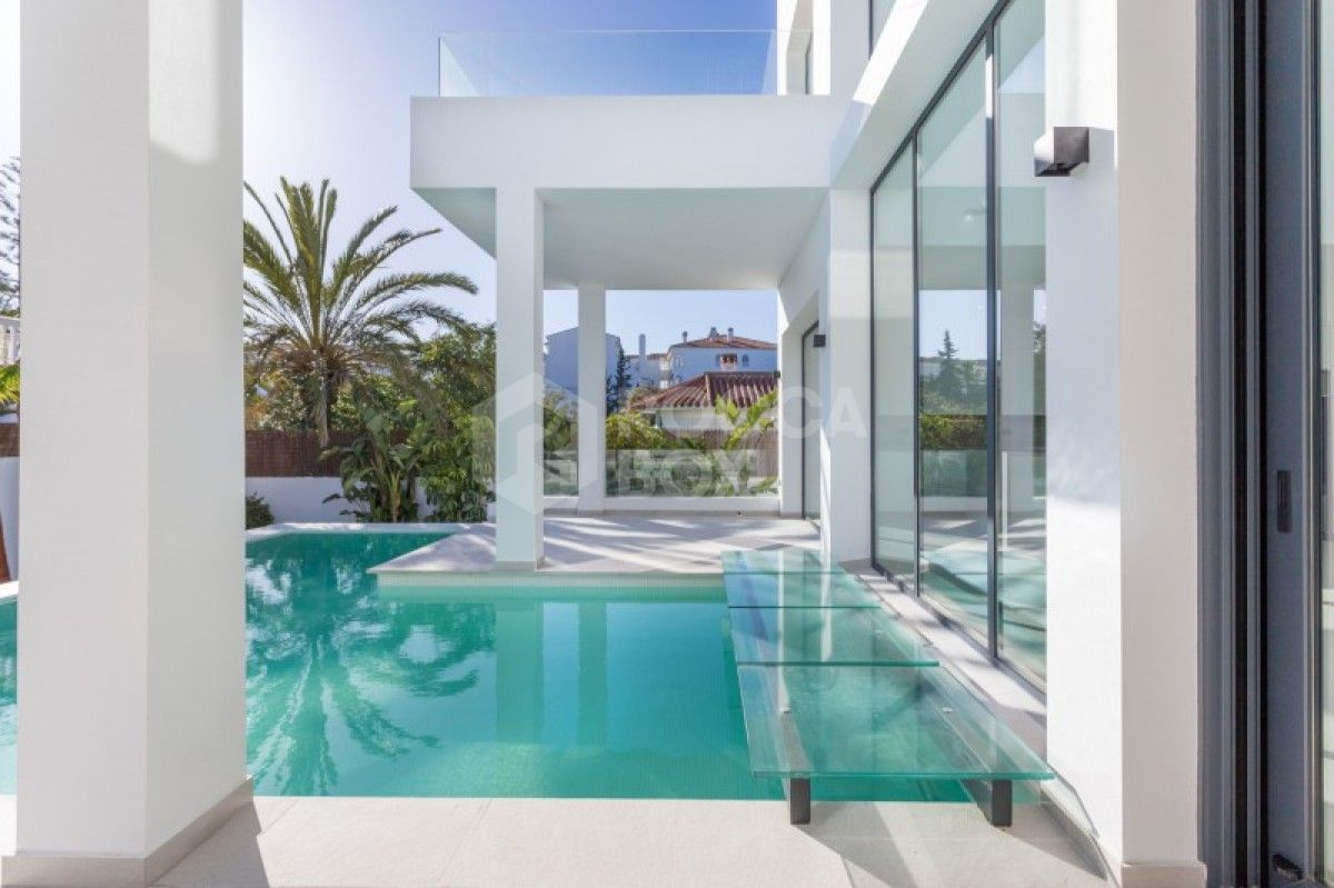 Villa for sale in Marbella (All)