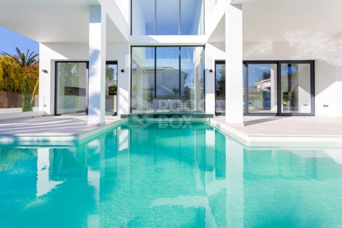 Villa for sale in Marbella (All)