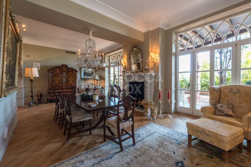 5 bedroom villa for sale hacienda las chapas