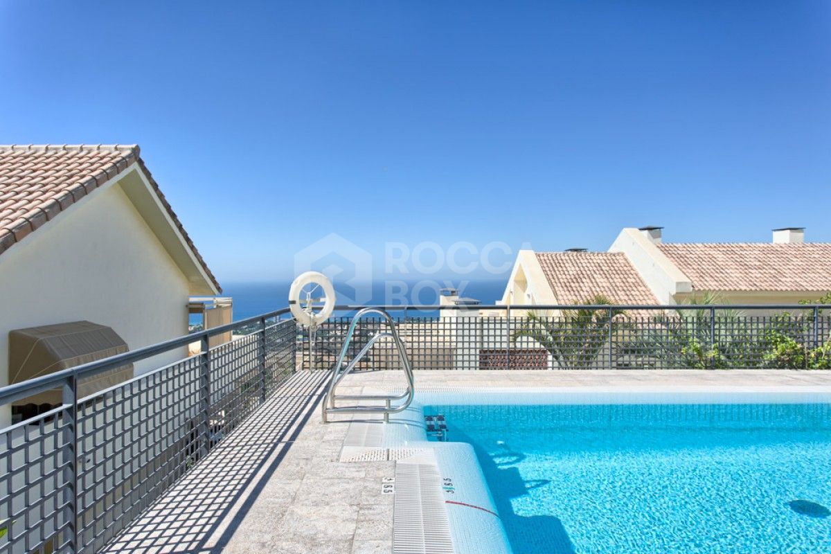 Fantastic Duplex Penthouse for sale in Monteros Hill Club in Marbella