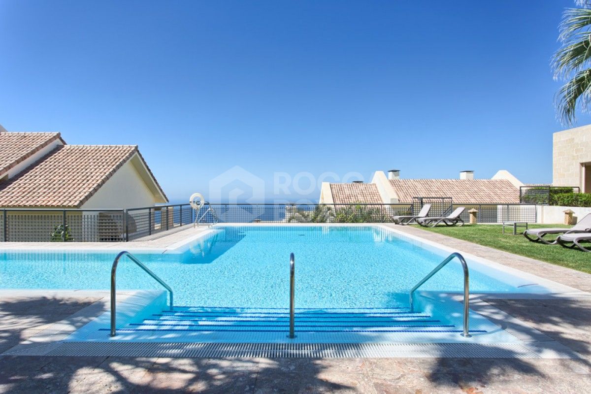 Fantastic Duplex Penthouse for sale in Monteros Hill Club in Marbella