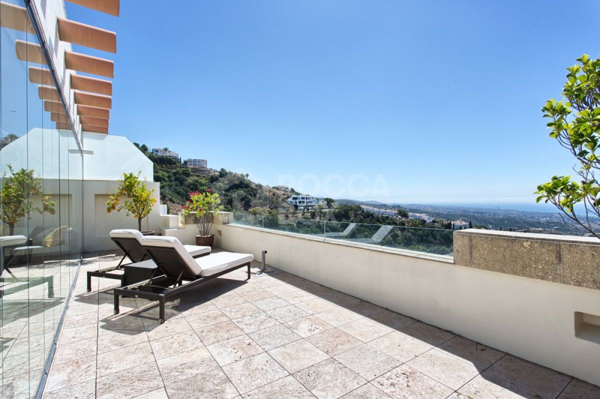 Fantastic Duplex Penthouse for sale in Monteros Hill Club in Marbella
