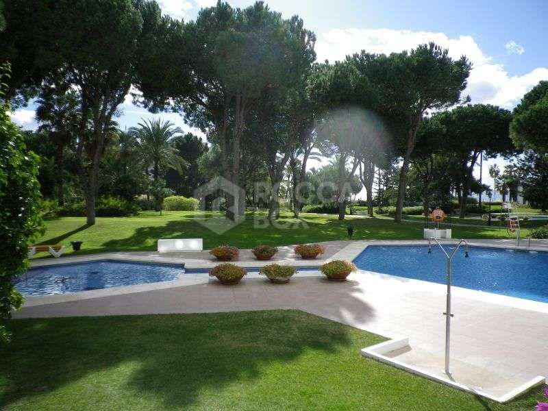Playas del Duque - Puerto Banus 3 bedroom apartment For Sale
