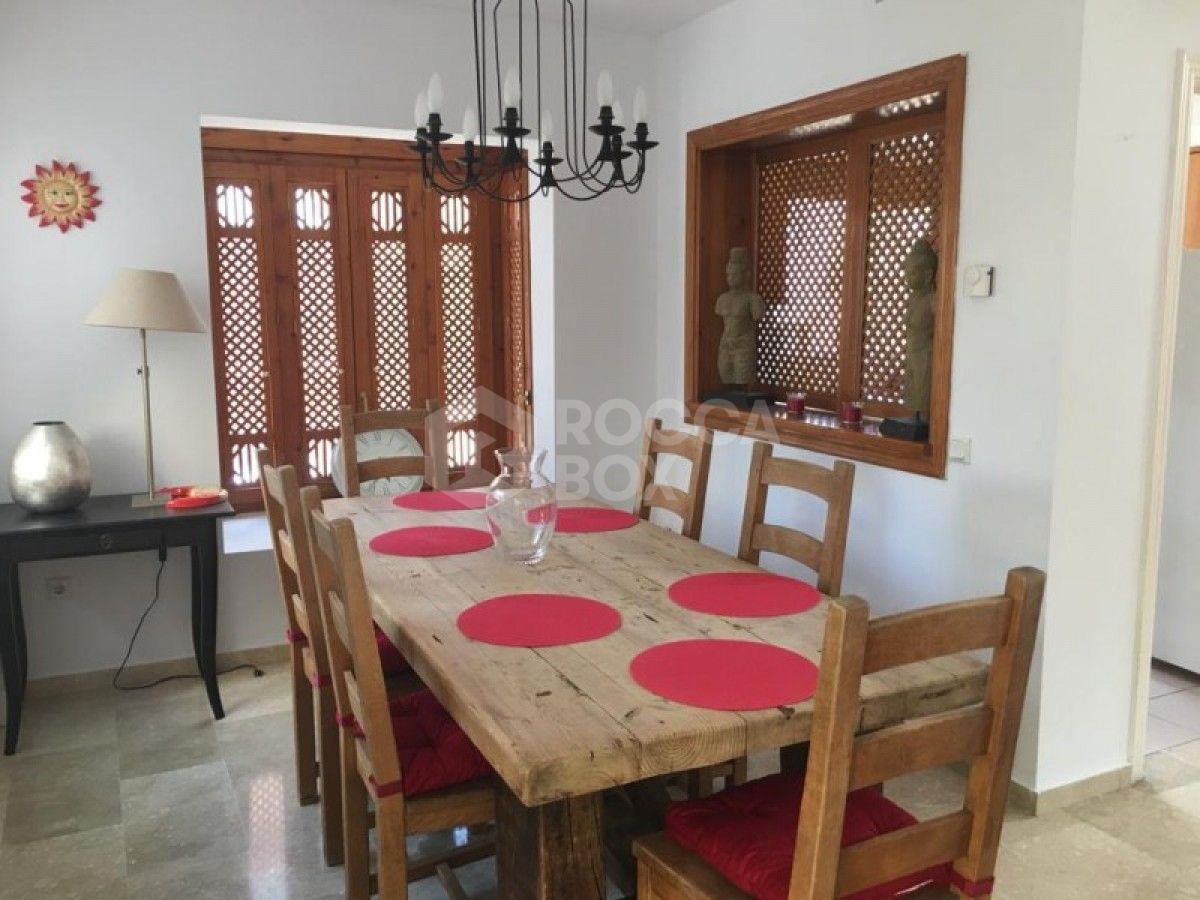 Beautiful 3 bed Townhouse for sale in Condes de Iza in Marbella