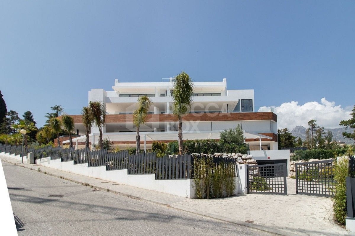 Luxurious apartments in Marbella Golden Mile for sale