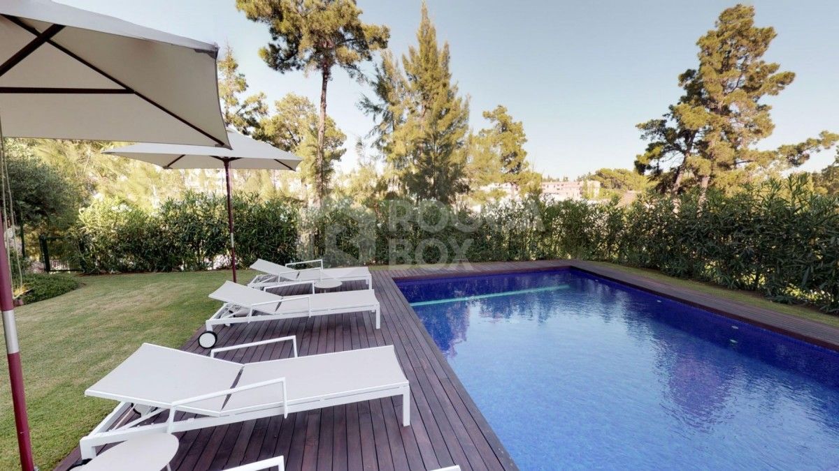 Luxurious apartments in Marbella Golden Mile for sale