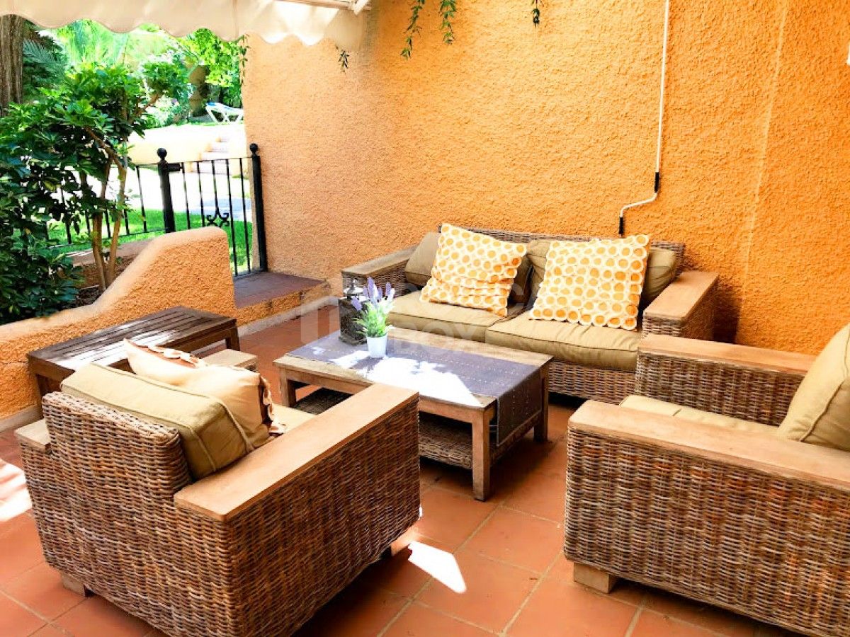 Spacious Modern Townhouse for sale in Nueva Andalucia