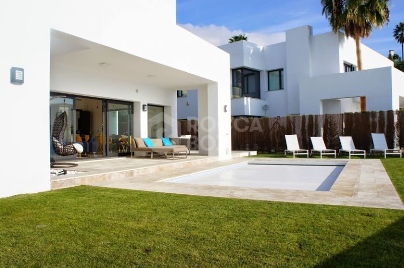 EXCLUSIVE LISTING 5 bed luxury villa in atalaya fairways Benahavis