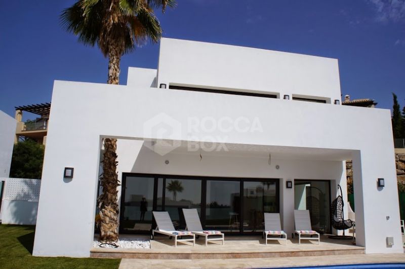 EXCLUSIVE LISTING 5 bed luxury villa in atalaya fairways Benahavis