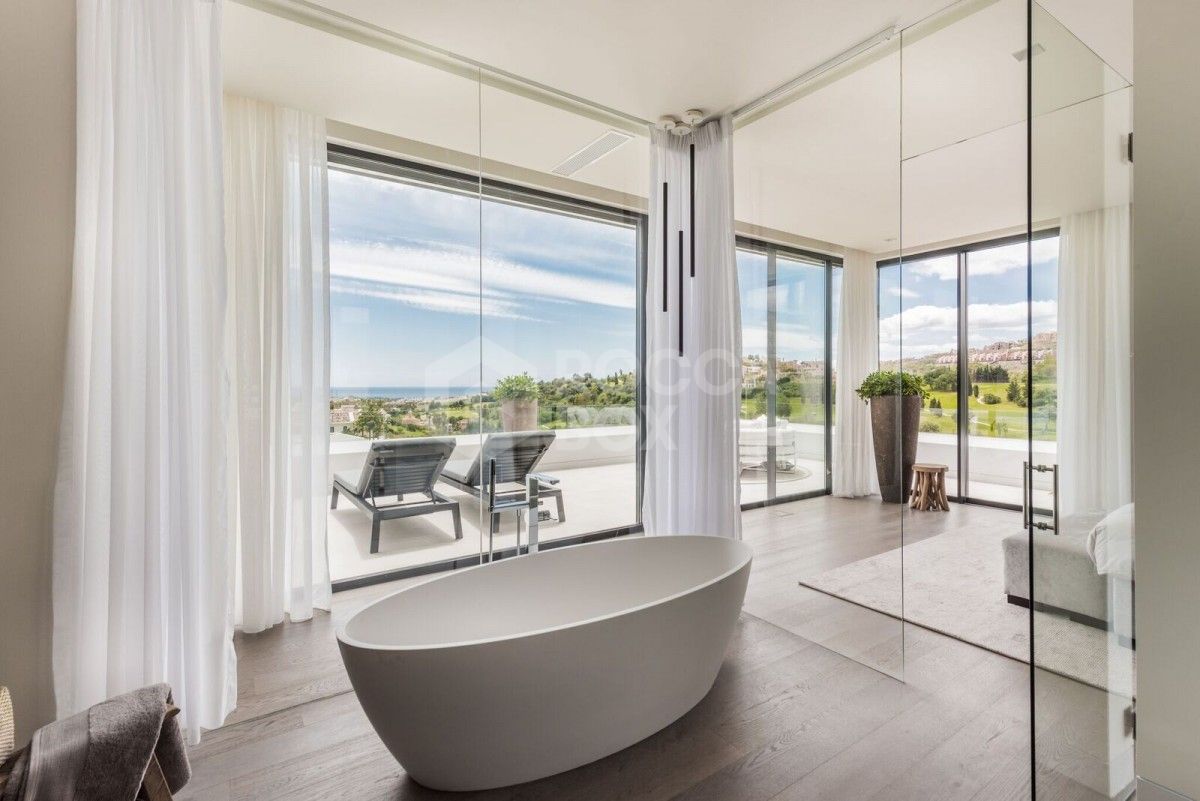 Brand new contemporary 5 bedroom villa for sale in La Alqueria,Benahavis.