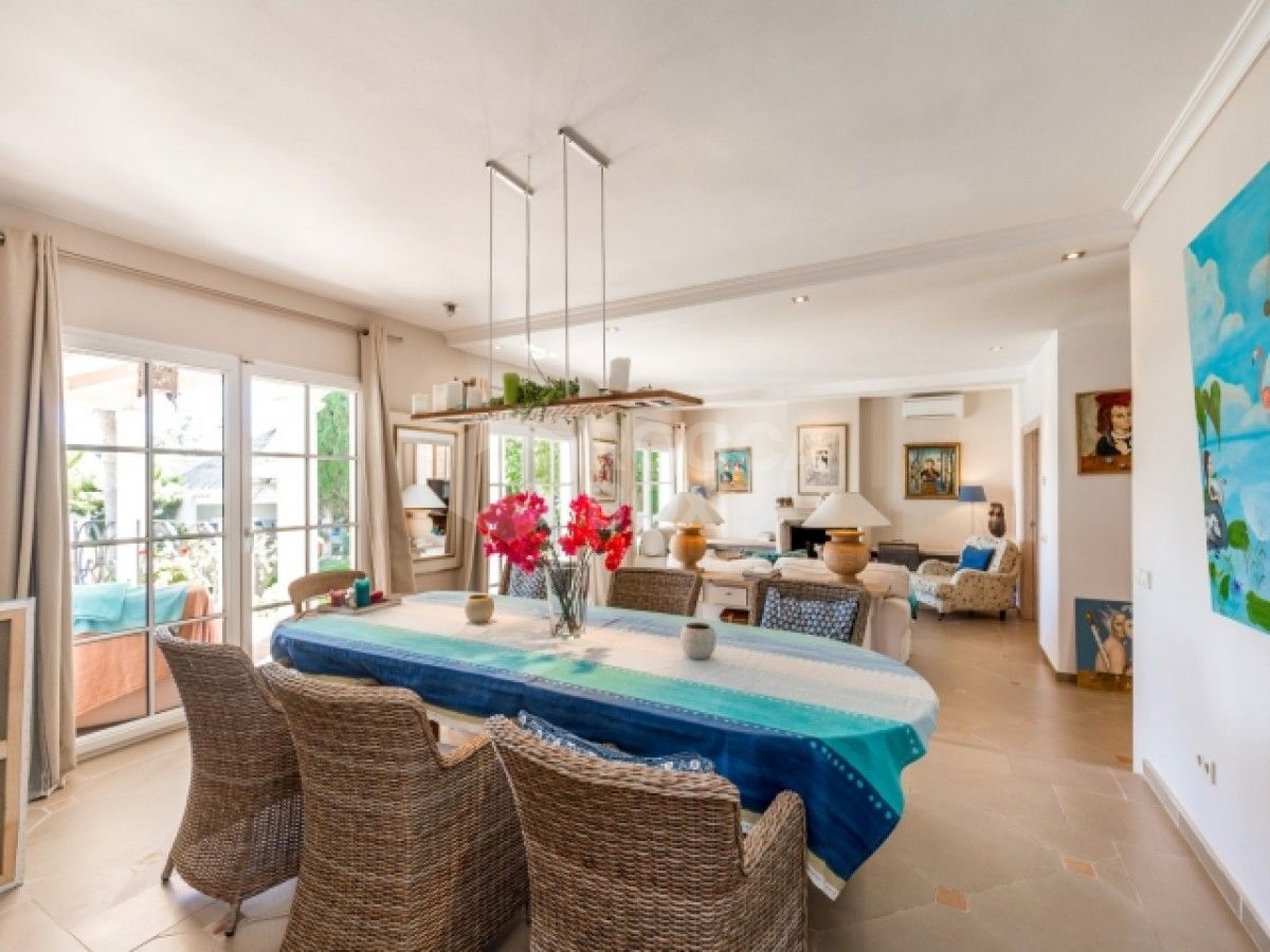 Extraordinary Mediterranean Style Villa for sale in Nueva Andalucia