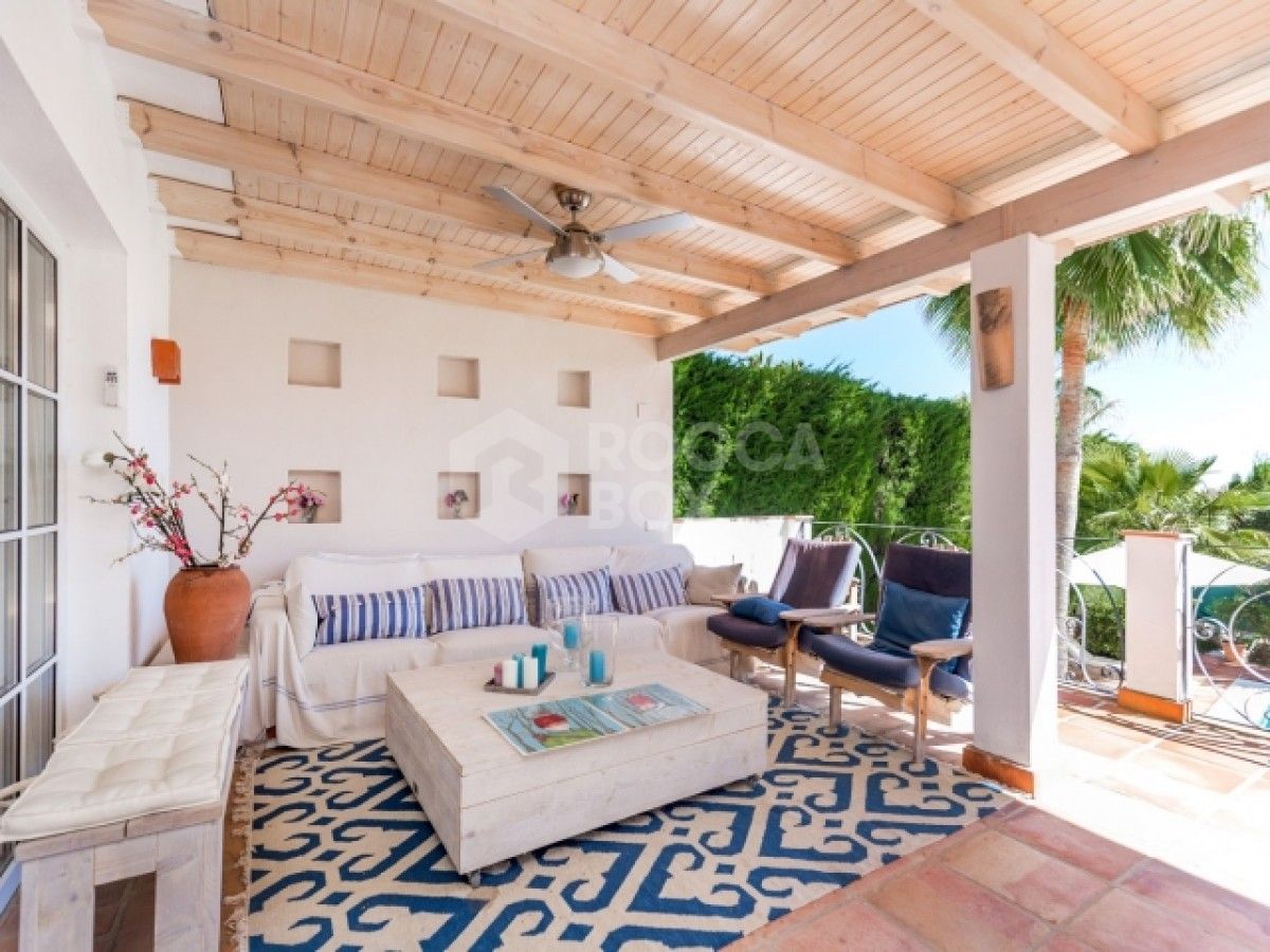 Extraordinary Mediterranean Style Villa for sale in Nueva Andalucia