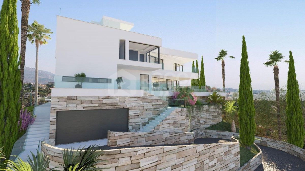 Stunning contemporary 5 bedroom villa for sale in La Quinta, Benahavis